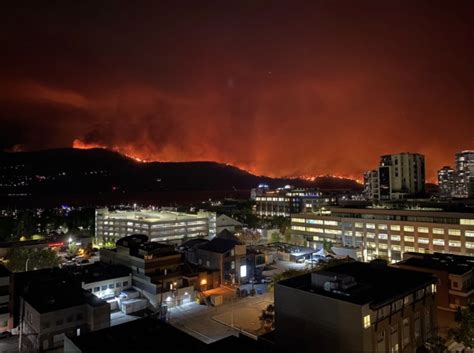 Wildfire jumps Okanagan Lake to Kelowna | CityNews Vancouver