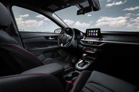 front interior of a 2020 Kia Forte GT_o - Palmen Kia