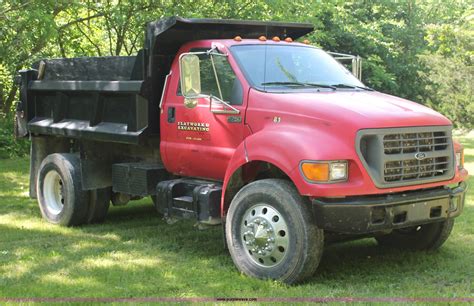 2000 Ford F750 XL Super Duty Single Axle Dump Truck In, 43% OFF