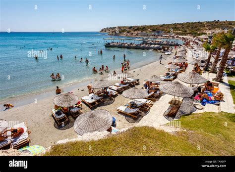 Beach in Cesme, Izmir, Turkey Stock Photo - Alamy