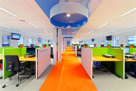 1 Liong Lie NTI 3rd floor callcenter 1 : plusMOOD | Modern office ...