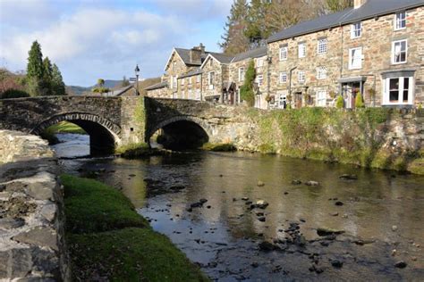 Scenic Snowdonia villages and towns | Sugar & Loaf