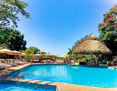 VILLA DEL CONQUISTADOR (Cuernavaca) - Hotel Reviews, Photos, Rate ...