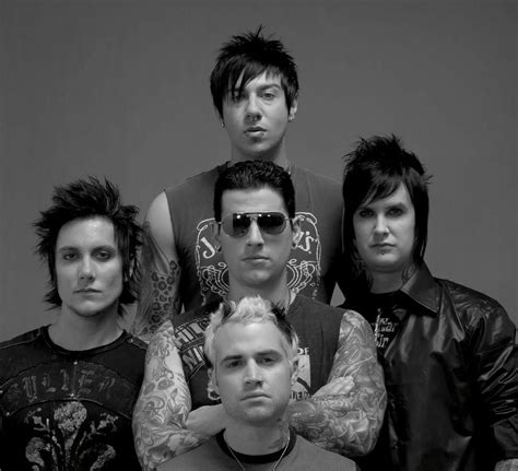 WE LOVE YOU - Avenged Sevenfold - LETRAS.COM