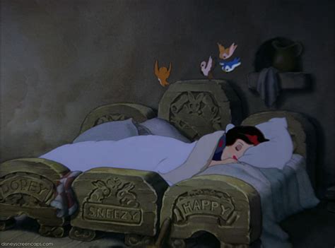 disney snow white beds | Disney Princess These two scenes are the only ...