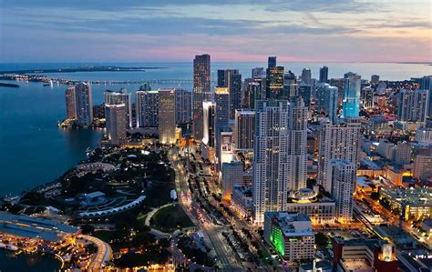 Downtown Miami Condos - a photo on Flickriver