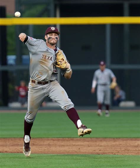 Texas A&M baseball team beats Alabama, gets to .500 in SEC | Baseball ...