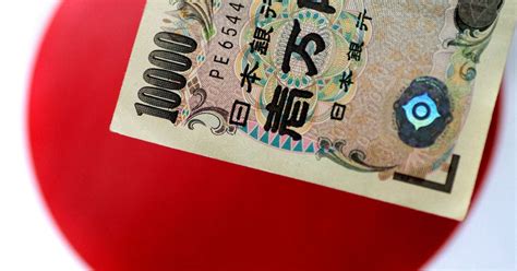 Analysis: Yen's past points to more pain ahead | Reuters