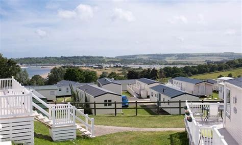 How To Find The Newest Caravans At Parkdean Resorts Isle Of Wight ...