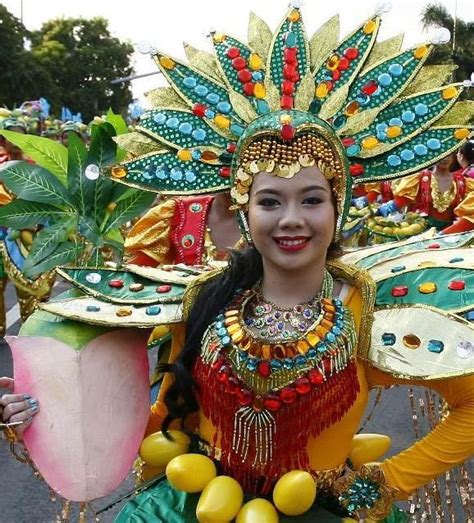 Aliwan festival | Celebration of Culture | Philippines culture ...