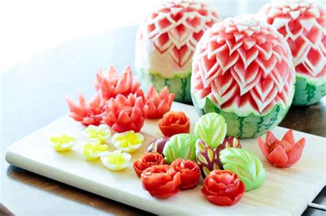 Thai Fruit Carving Class with Petcharee Tamawong-Benjamin - Rachel ...