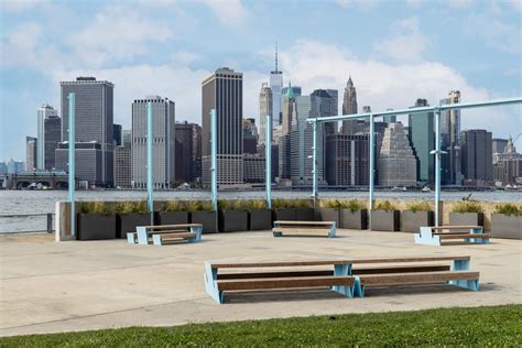 Pier 6 Picnic Tables - Brooklyn Bridge Park