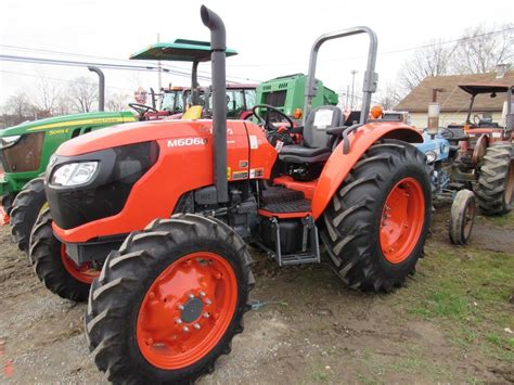 SOLD - Kubota M6060 Tractors 40 to 99 HP | Tractor Zoom