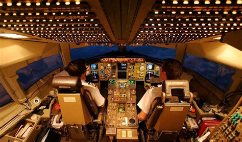 Cockpit view of Boeing 767 : r/cockpits