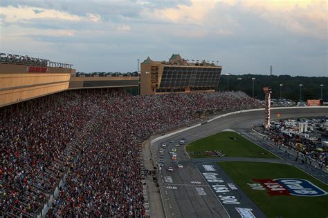 Memorable NASCAR moments at Atlanta | NASCAR