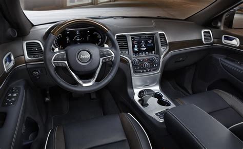 Closer Look: 2014 Jeep® Grand Cherokee Interior Design - The Jeep Blog