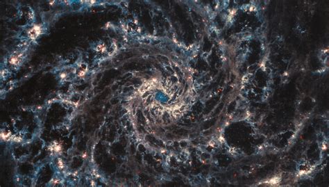 James Webb muestra la Galaxia fantasma con gran nivel de detalle