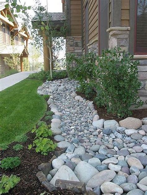 41 Lovely River Rocks Ideas for Front Yard Landscapes | River rock ...