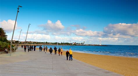 St Kilda Beach in Melbourne | Expedia.co.uk