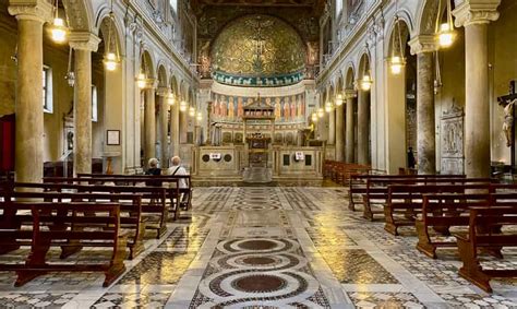 Rom: Underjordiske templer i St. Clement's Basilica Tour | GetYourGuide