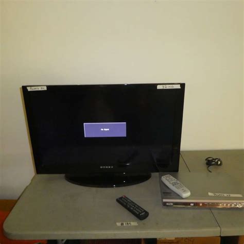 Lot # 185 - 32" Dynex LCD TV & Sanyo DVD Player - NorCal Online Estate ...