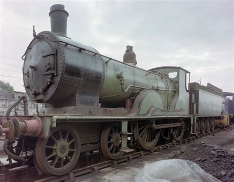 LSWR T9 Class No. 120 - One engine, LSWR/SR 120 (BR 30120), was saved ...