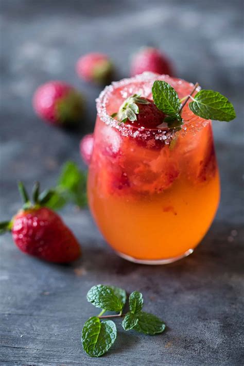 Want a Tasty Summer Fruit Cocktail Recipe? Try These Drinks and Stay ...