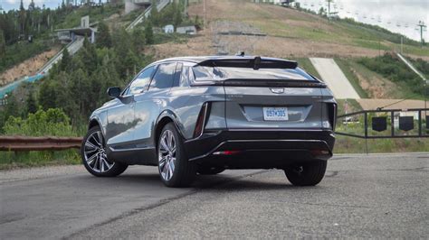 2023 Cadillac Lyriq Comes Out Swinging - CNET