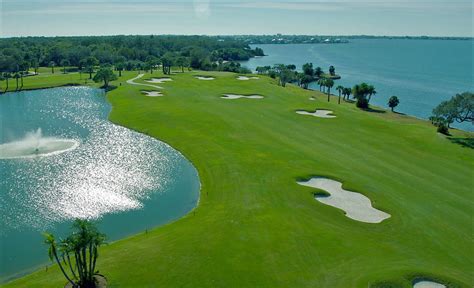 Picturesque Tampa Suburbs Near Golf Courses - Haven Lifestyles