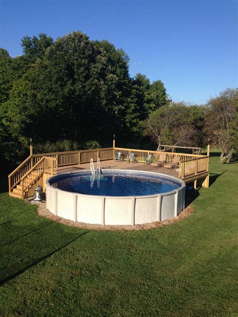 Above ground pool deck for 24 ft round pool. Deck is 28x28. | Best ...