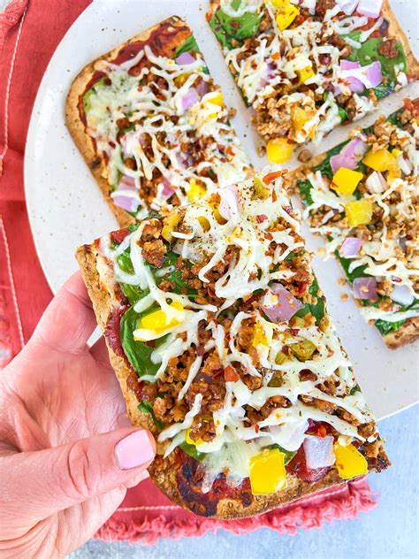 Healthy Veggie Flatbread Pizza - Wellness For The Win