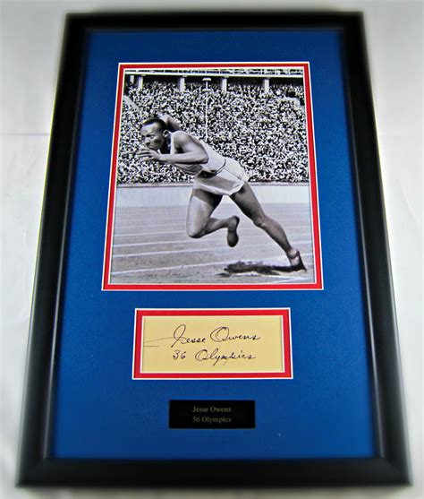 jesse-owens-framed-cut-signature-and-picture - Memorabilia Center