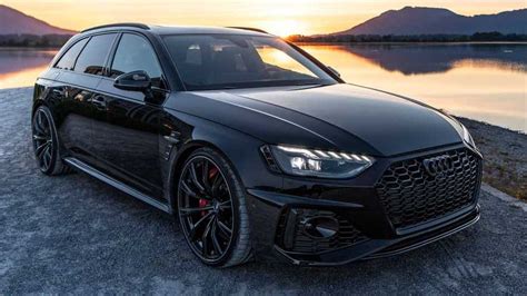 2020 Audi RS4 Avant tuned by ABT is pure evil with all-black look