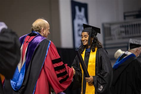 Newest Rice alumni celebrated at winter commencement | Rice News | News ...