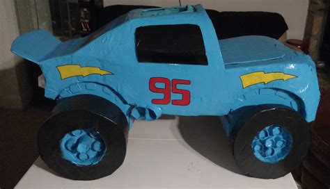 Dinoco Blue Lightning McQueen : r/DIY