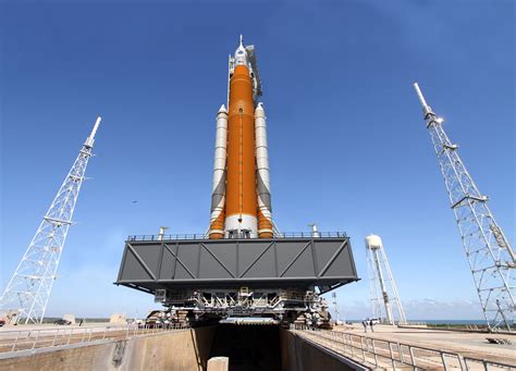 NASA Space Launch System Completes Design Review, Ready to Meet the ...