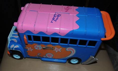 AUTOGRAPHED DoodleBops Musical Tour Bus Toy~Moe,DeeDee,Rooney~Get On ...