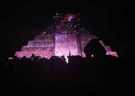 Chichen Itza night tour | Chichen Itza Light & Sound Tour