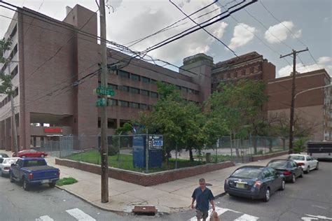 Demolition planned for vacant Mt. Sinai hospital in South Philly ...