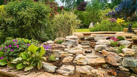 Decorative Stone Garden Ideas | Shelly Lighting