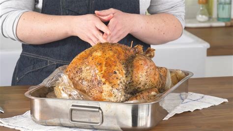 Does Turkey Skin Get Crispy In A Bag? Trust The Answer ...