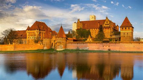 Malbork Castle, Malbork - Book Tickets & Tours | GetYourGuide