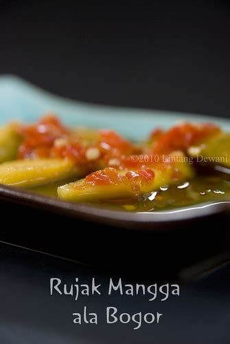 "COOK UNCOOKED": Rujak Mangga Muda // Sweet Spicy Green Manggo Salad ...