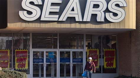 Sears at FSK Mall, among last in country, to close in January | Real ...