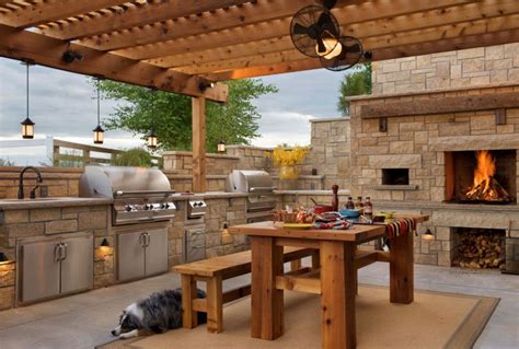 Steheny Patio by Maverick Landscaping | Outdoor kitchen design, Outdoor ...