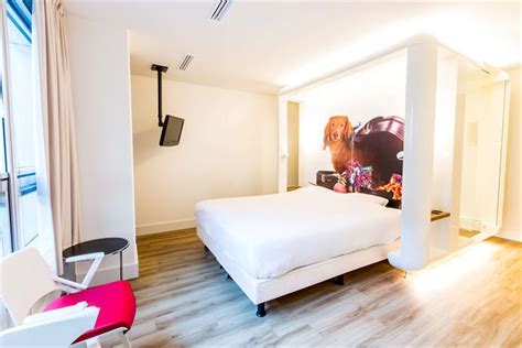 Qbic Hotel Amsterdam Wtc - Compare Deals