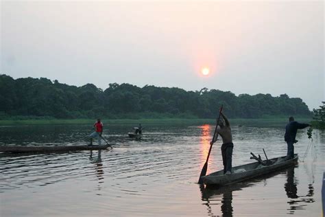 2012 DRC Fishermen on Ubangi River by Toni Morelli | Flickr