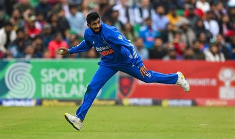 'Such A Welcome Sight' - Jasprit Bumrah Takes Two Wickets In First Over ...