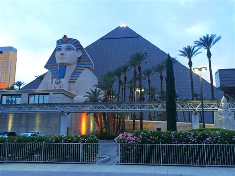 Aqua and Coral Imagery: The Beautiful Pyramid: Las Vegas' Luxor Hotel