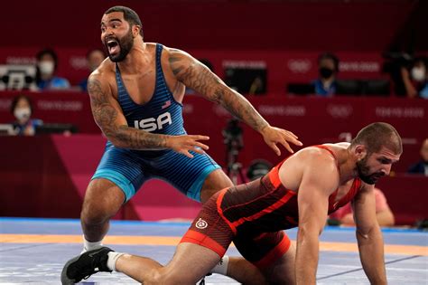 Gable Steveson wins Olympic wrestling gold with insane buzzer-beating move